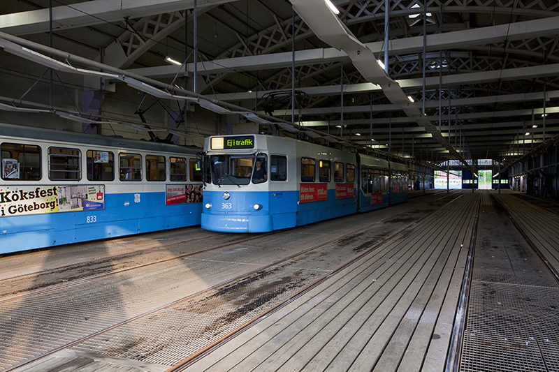 Spårvagnar i vagnhallen i Majorna