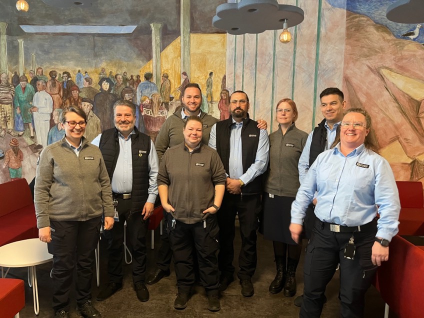 Gruppbild med olika spårvagns förare