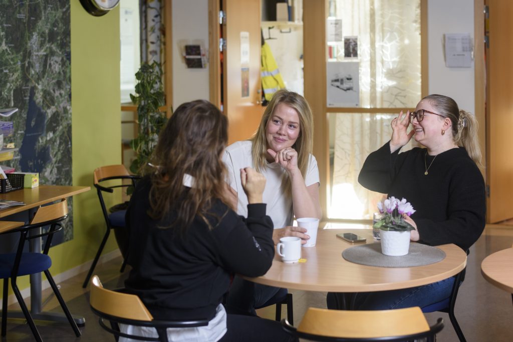 Medarbetare på kontoret